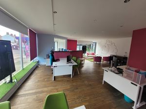 Photo 7- click for photo gallery